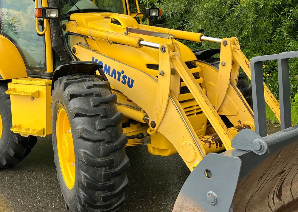 Retroexcavadora Komatsu * Koparko Ładowarka * Komatsu WB 97 S Utility *: foto 9