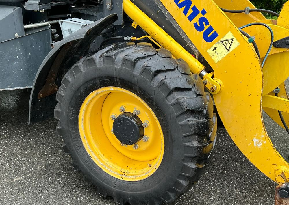 Komatsu Ładowarka KOMATSU WA 90 STAN IDEALNY - Cargadora de ruedas: foto 5 Komatsu Ładowarka KOMATSU WA 90 STAN IDEALNY - Cargadora de ruedas: foto 5
