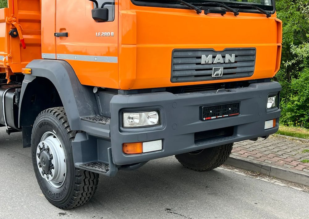 MAN * LE 280 B * MAN * 4x4 * Kiper Wywrotka x3 * Meiller * Sprowadzony * Stan Perfekcyjny * - Camión volquete: foto 3 MAN * LE 280 B * MAN * 4x4 * Kiper Wywrotka x3 * Meiller * Sprowadzony * Stan Perfekcyjny * - Camión volquete: foto 3