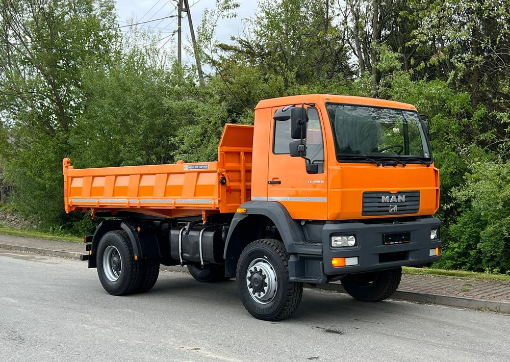 MAN * LE 280 B * MAN * 4x4 * Kiper Wywrotka x3 * Meiller * Sprowadzony * Stan Perfekcyjny * - Camión volquete: foto 2 MAN * LE 280 B * MAN * 4x4 * Kiper Wywrotka x3 * Meiller * Sprowadzony * Stan Perfekcyjny * - Camión volquete: foto 2