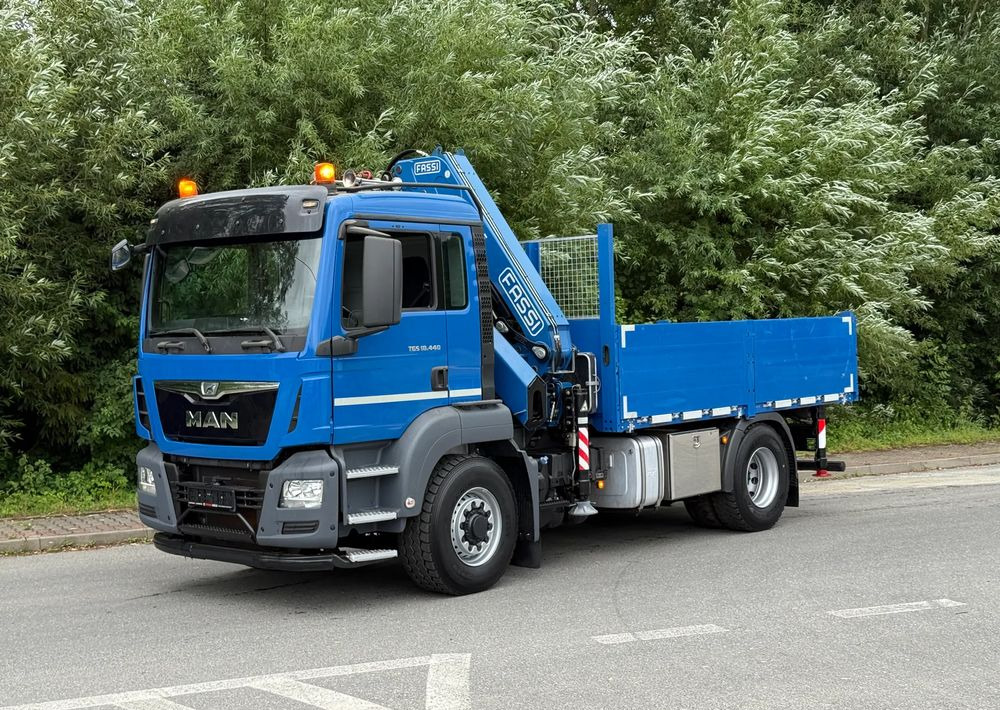 MAN * MAN 18.440 TGS * 4x4 * HDS Fassi F215 * Sprowadzony * 95 000 KM ! * Stan Jak Nowy - Camión caja abierta, Camión grúa: foto 2 MAN * MAN 18.440 TGS * 4x4 * HDS Fassi F215 * Sprowadzony * 95 000 KM ! * Stan Jak Nowy - Camión caja abierta, Camión grúa: foto 2