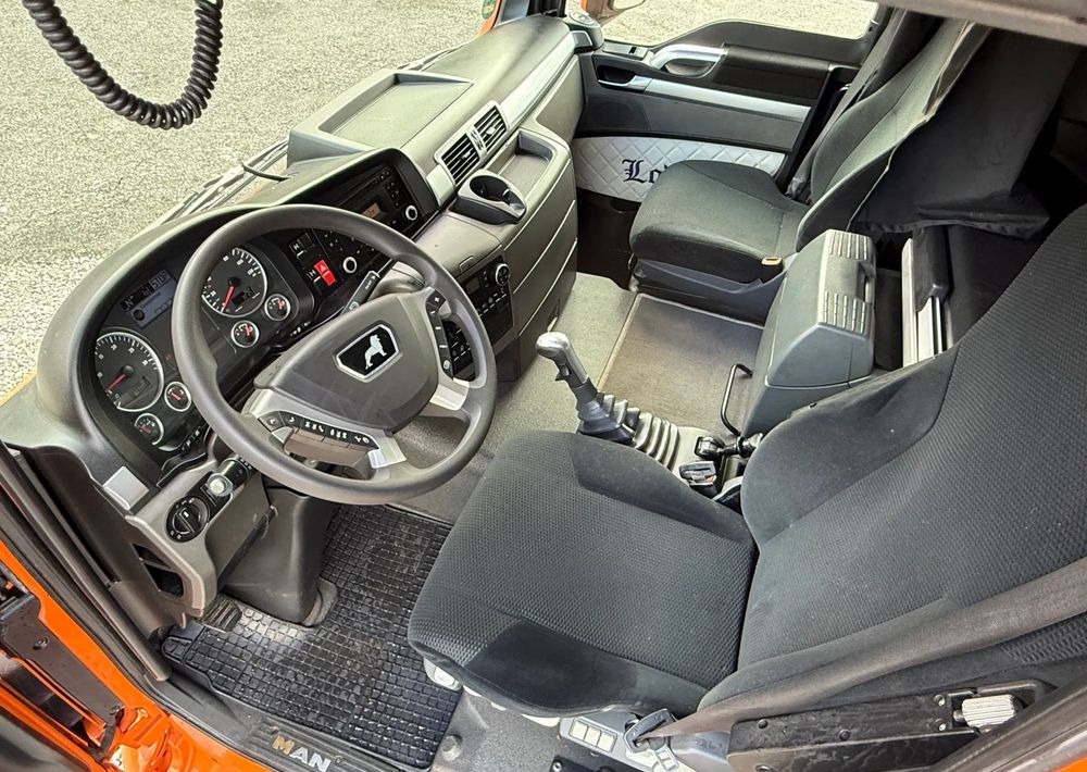 MAN * TGS 26.480 MAN * Kiper / Wywrotka * 6x4 * Sprowadzona * Bordmatik * Stan Perfekcyjny - Camión volquete: foto 5 MAN * TGS 26.480 MAN * Kiper / Wywrotka * 6x4 * Sprowadzona * Bordmatik * Stan Perfekcyjny - Camión volquete: foto 5