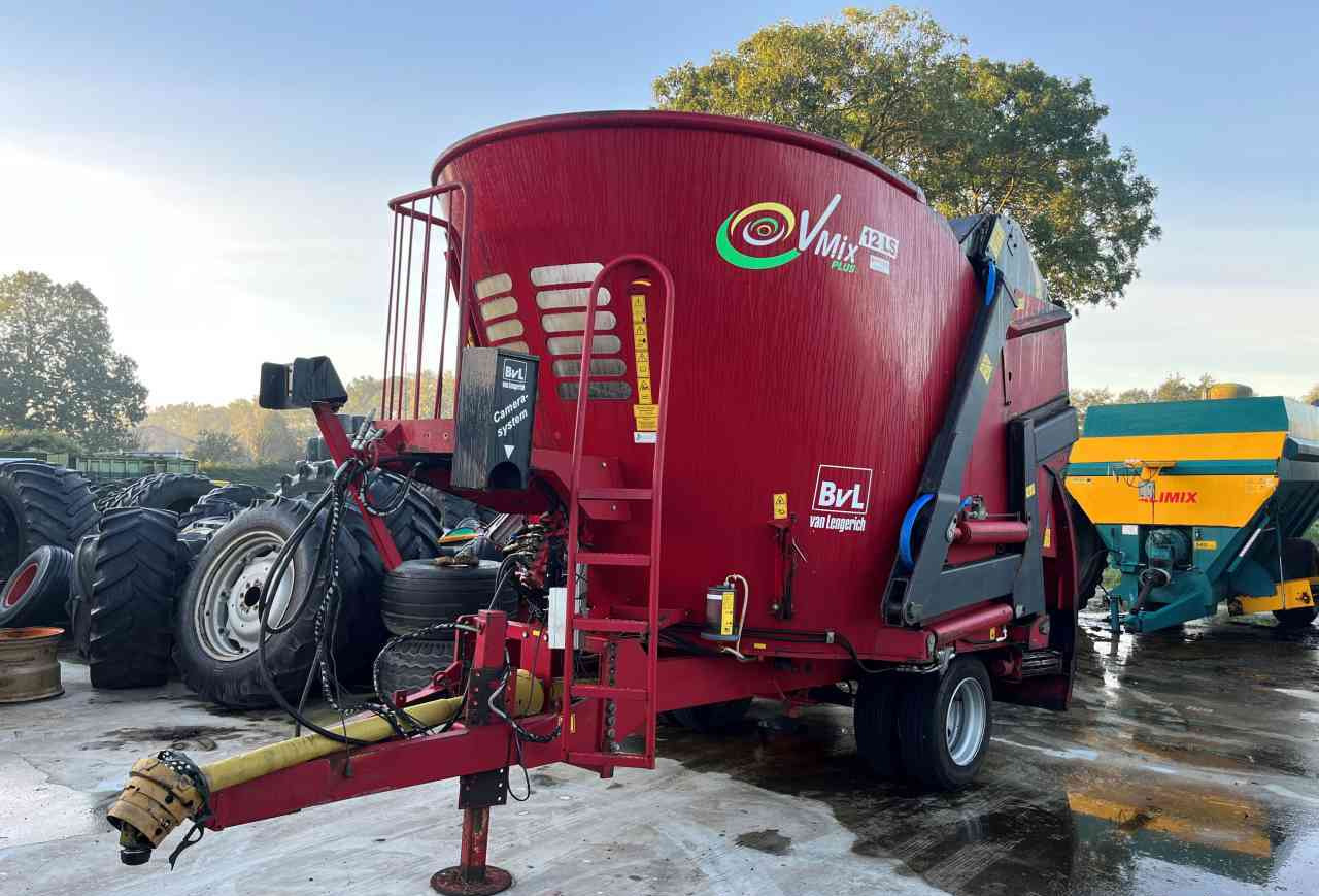 BVL V-Mix 12 LS Voermengwagen Voermachines - Desensiladora: foto 2 BVL V-Mix 12 LS Voermengwagen Voermachines - Desensiladora: foto 2
