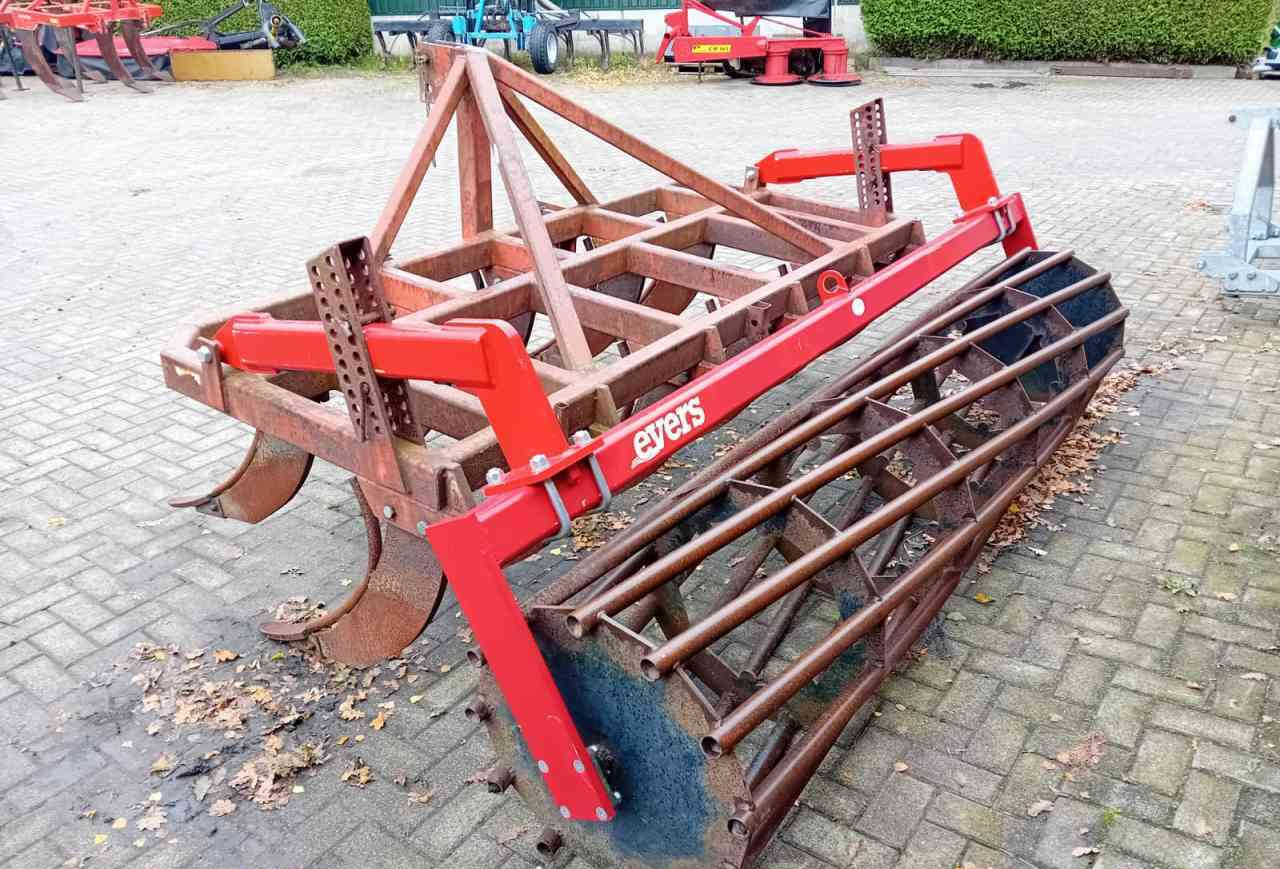 Evers Garron LT-11 vaste tand cultivator grondbewerking - Cultivador: foto 3 Evers Garron LT-11 vaste tand cultivator grondbewerking - Cultivador: foto 3
