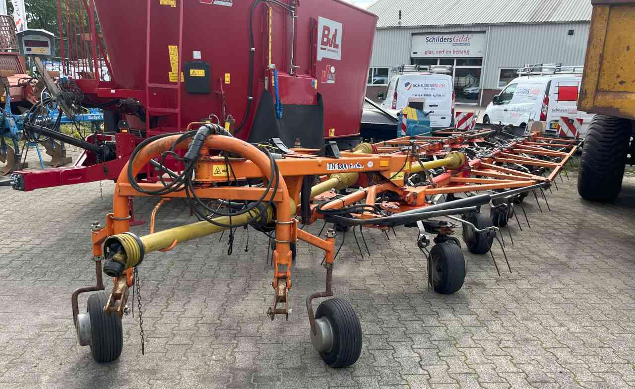 Fella TH 1800 Hydro getrokken schudder, weidebouwmachines - Henificadora: foto 1 Fella TH 1800 Hydro getrokken schudder, weidebouwmachines - Henificadora: foto 1