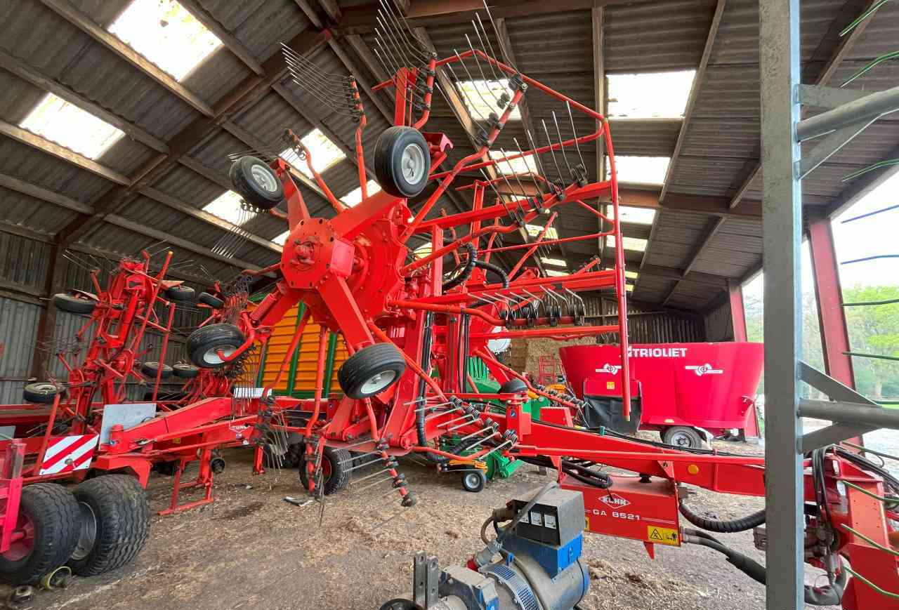 Kuhn GA 8521 zwadhark zwiller rugger rake weidebouwmachines - Henificadora: foto 2 Kuhn GA 8521 zwadhark zwiller rugger rake weidebouwmachines - Henificadora: foto 2