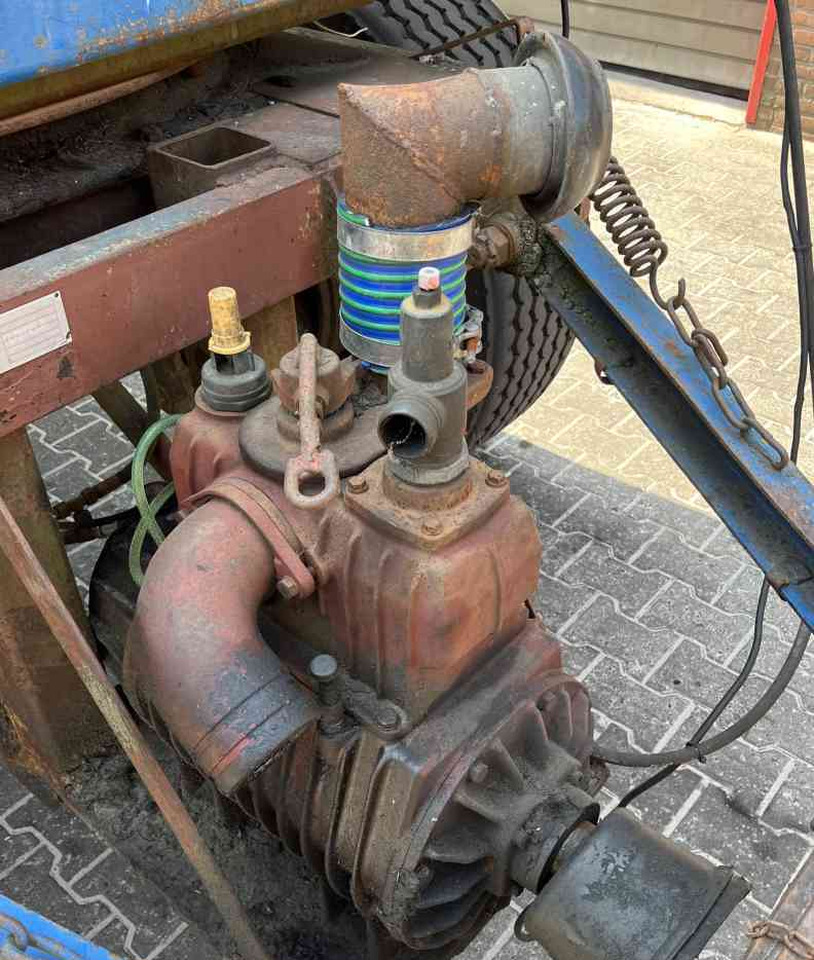 Cuba de purín Mesttank, transporttank, giertank vacuumtank Güllefässer mestverwerking: foto 7