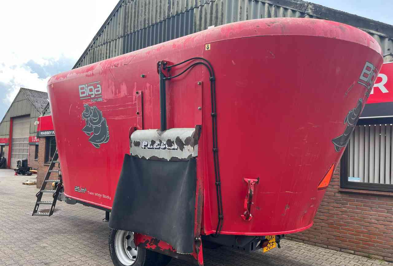 Peecon VME 250 Voermengwagen voermachines - Desensiladora: foto 5 Peecon VME 250 Voermengwagen voermachines - Desensiladora: foto 5