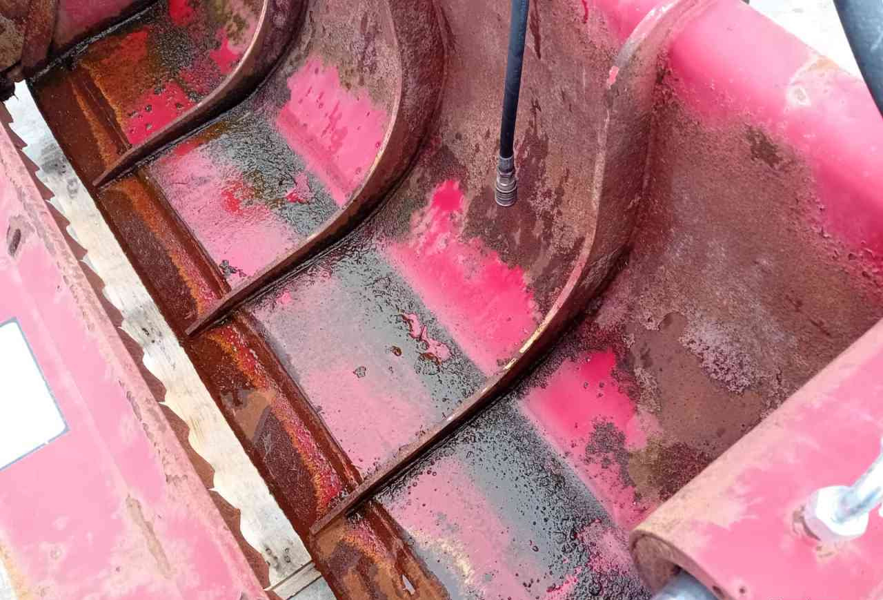 Redrock Allround 85-200 kuilhapper Volvo L30 aansl. voermachines - Equipo para silos: foto 5 Redrock Allround 85-200 kuilhapper Volvo L30 aansl. voermachines - Equipo para silos: foto 5