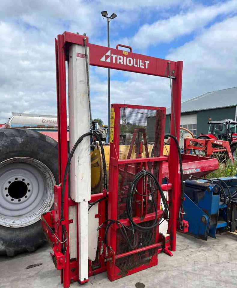 Trioliet TU195 Kuilvoersnijder kuilsnijder voermachines - Equipo para silos: foto 2 Trioliet TU195 Kuilvoersnijder kuilsnijder voermachines - Equipo para silos: foto 2