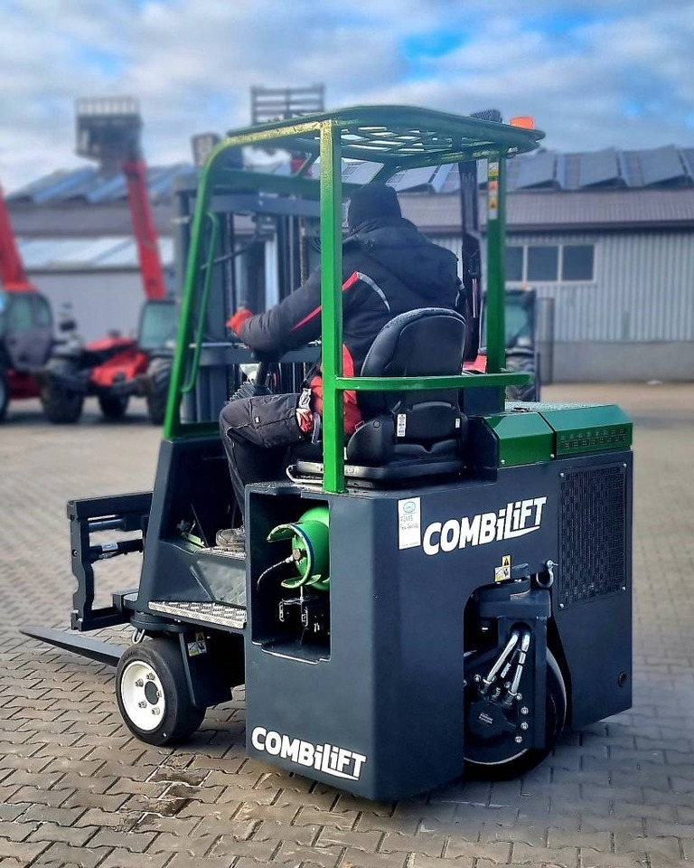Leasing para Combilift CB 2500 LPG NEW 2023 - SALE !  Combilift CB 2500 LPG NEW 2023 - SALE !: foto 9