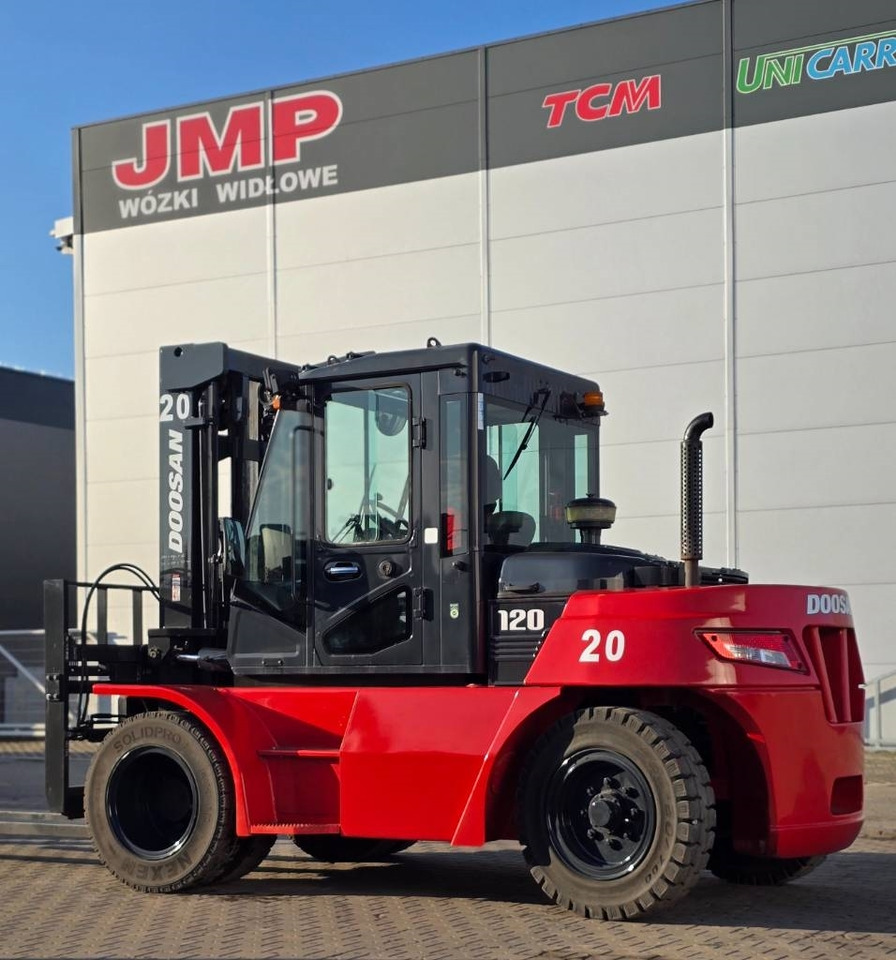 Doosan D90/120 S-7 - Carretilla elevadora diésel: foto 4 Doosan D90/120 S-7 - Carretilla elevadora diésel: foto 4