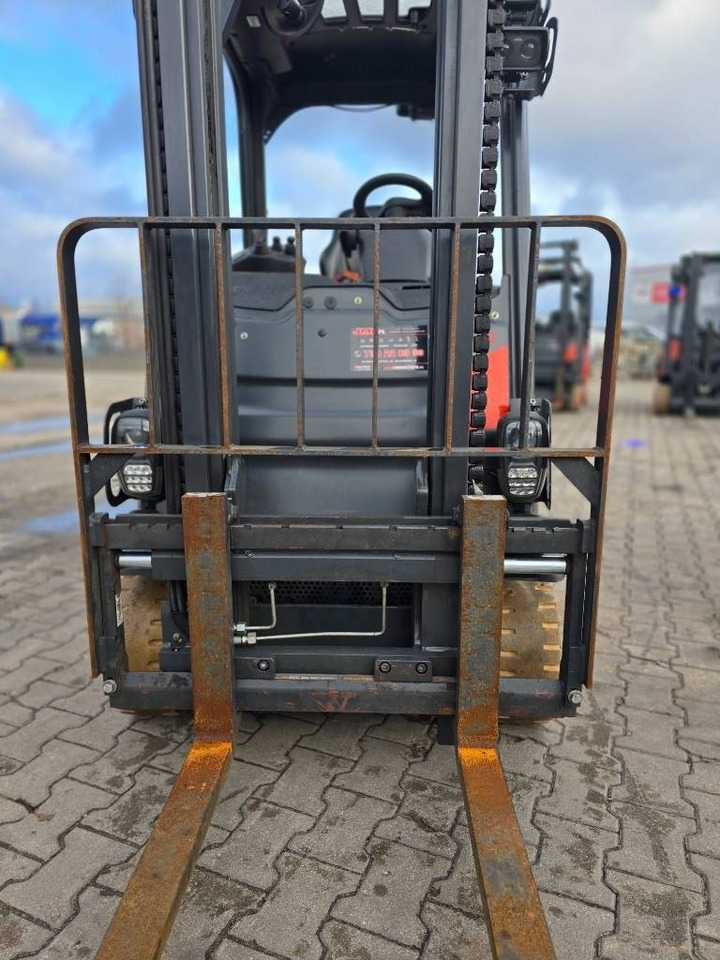 Carretilla elevadora de gas Linde H 16 T - 01: foto 8