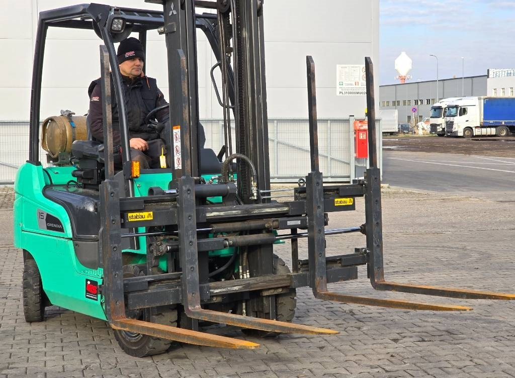 Carretilla elevadora de gas Mitsubishi FG 15 NT: foto 12 Carretilla elevadora de gas Mitsubishi FG 15 NT: foto 12