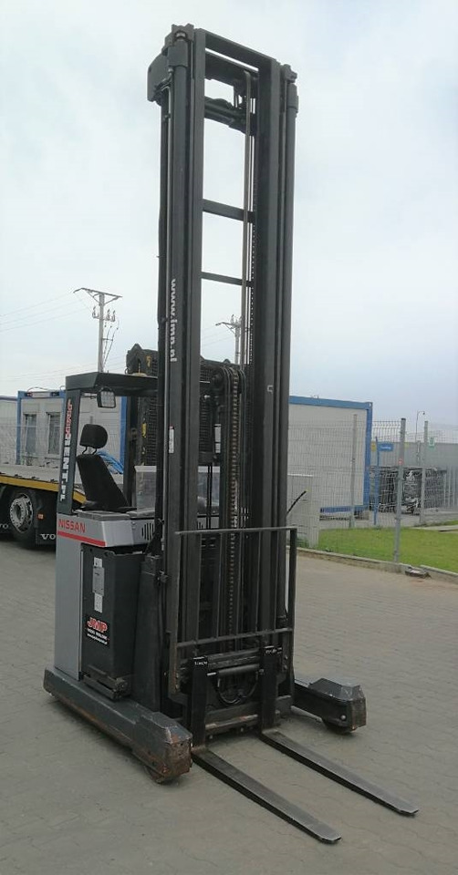 Nissan UHS 141 DTFVXF960 - Retráctil: foto 5 Nissan UHS 141 DTFVXF960 - Retráctil: foto 5