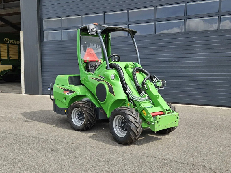 Avant E527 mini-shovel - Minicargadora de cadenas: foto 1 Avant E527 mini-shovel - Minicargadora de cadenas: foto 1