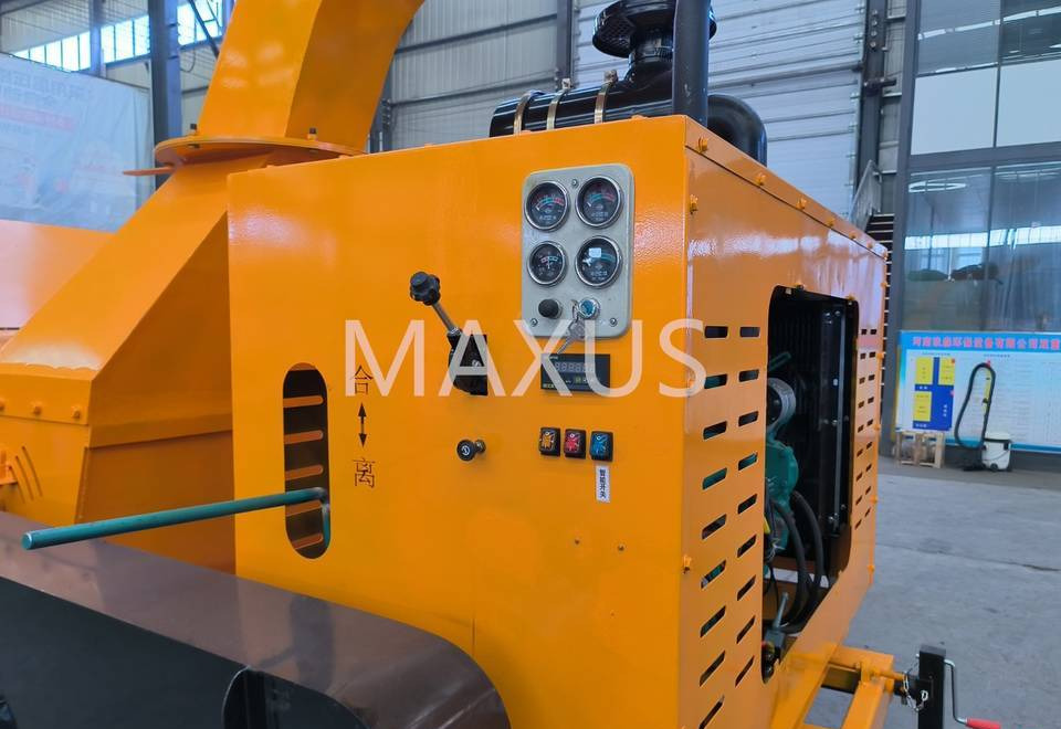 NEW MAXUS 320 HP Chipper 8T/h like Bandit Warranty НОВИЙ Ребак MAXUS 320 К.с. 8Т/год як Bandit Гарантія NOWY Rębak MAXUS 320 KM 8T/h jak Bandit Gwarancja - Trituradora de madera: foto 5 NEW MAXUS 320 HP Chipper 8T/h like Bandit Warranty НОВИЙ Ребак MAXUS 320 К.с. 8Т/год як Bandit Гарантія NOWY Rębak MAXUS 320 KM 8T/h jak Bandit Gwarancja - Trituradora de madera: foto 5