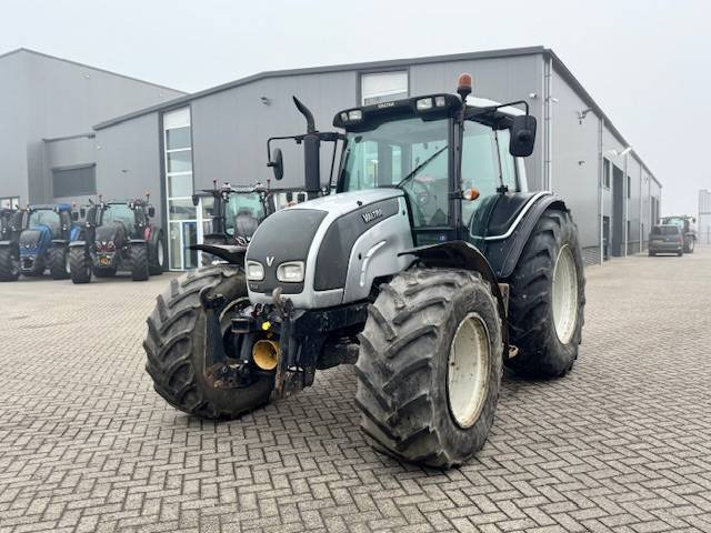 Valtra N141 hitech, Fronthef, Frontpto - Tractor: foto 5 Valtra N141 hitech, Fronthef, Frontpto - Tractor: foto 5