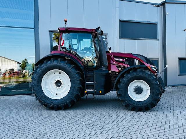 Valtra Q305 DEMO Super Compleet! - Tractor: foto 4 Valtra Q305 DEMO Super Compleet! - Tractor: foto 4