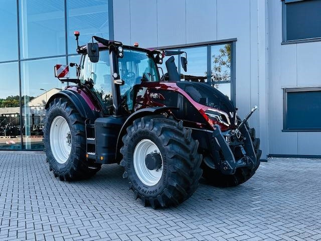 Valtra Q305 DEMO Super Compleet! - Tractor: foto 2 Valtra Q305 DEMO Super Compleet! - Tractor: foto 2