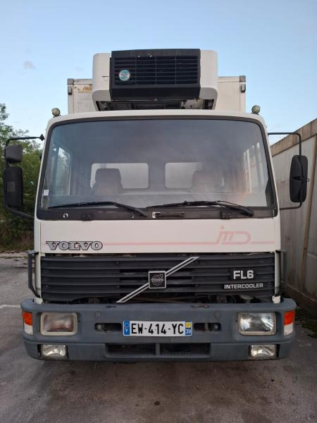 Volvo FL6 - Camión frigorífico: foto 3 Volvo FL6 - Camión frigorífico: foto 3