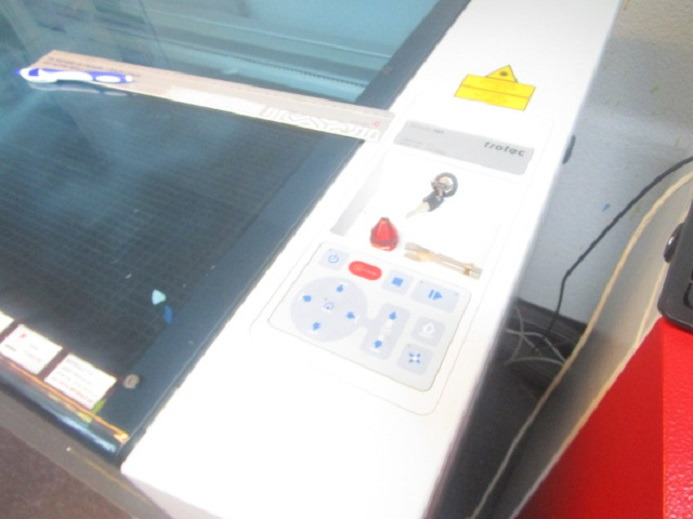 LASER CUTTER TROTEC SPEEDY 360 (Gravieren, Schneiden) - Máquina de corte de papel: foto 4 LASER CUTTER TROTEC SPEEDY 360 (Gravieren, Schneiden) - Máquina de corte de papel: foto 4