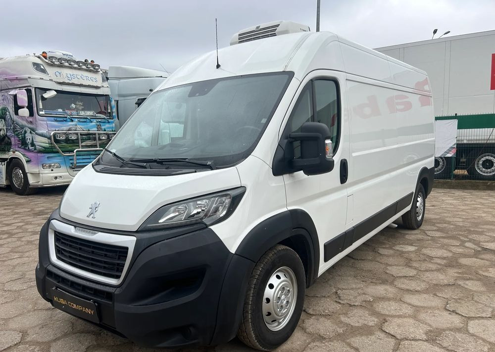 Peugeot BOXER CHŁODNIA MROŹNIA THERMO KING C-150e MAX / 2 KOMORY / 2018 ROK !! - Furgoneta frigorifica: foto 4 Peugeot BOXER CHŁODNIA MROŹNIA THERMO KING C-150e MAX / 2 KOMORY / 2018 ROK !! - Furgoneta frigorifica: foto 4