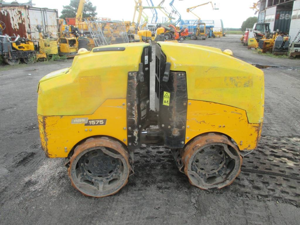 Ammann ARR 1575 - Apisonadora de asfalto: foto 1 Ammann ARR 1575 - Apisonadora de asfalto: foto 1