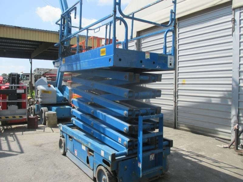 Haulotte Compact 14 - Plataforma de tijeras: foto 4 Haulotte Compact 14 - Plataforma de tijeras: foto 4