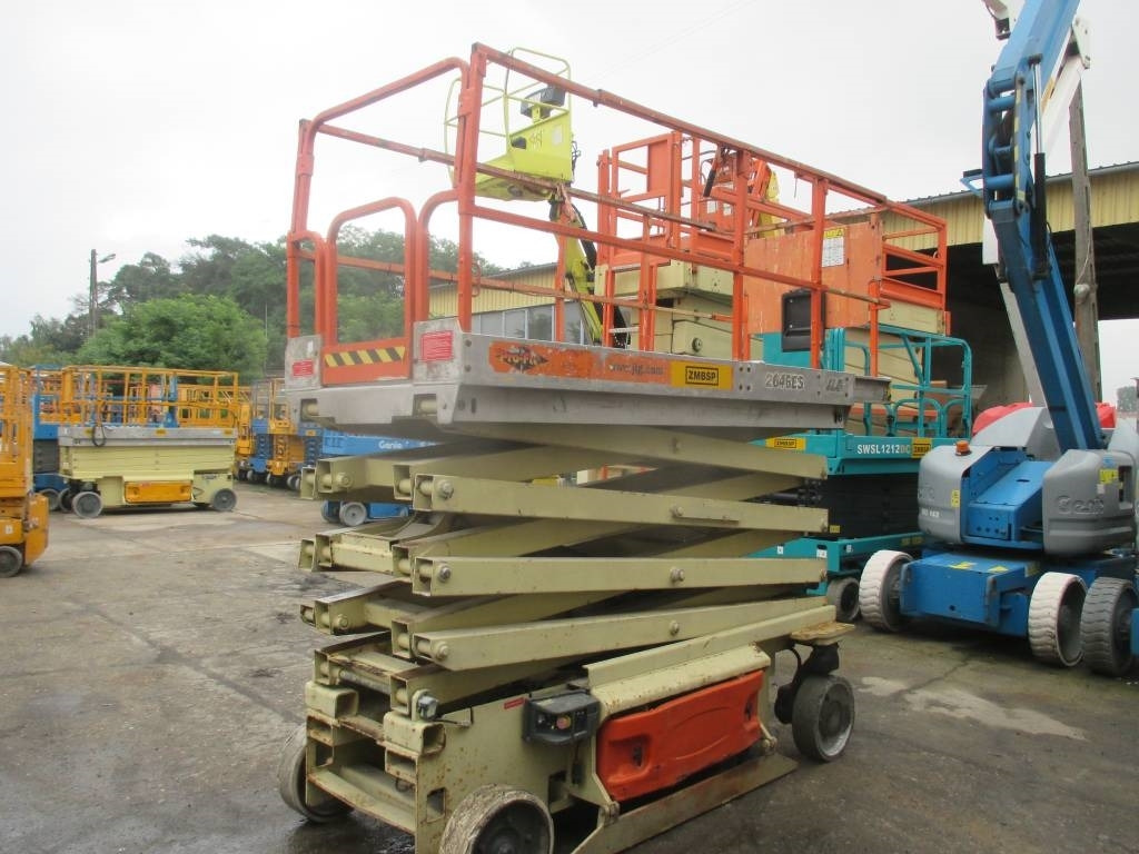 Plataforma de tijeras JLG 2646 ES: foto 6