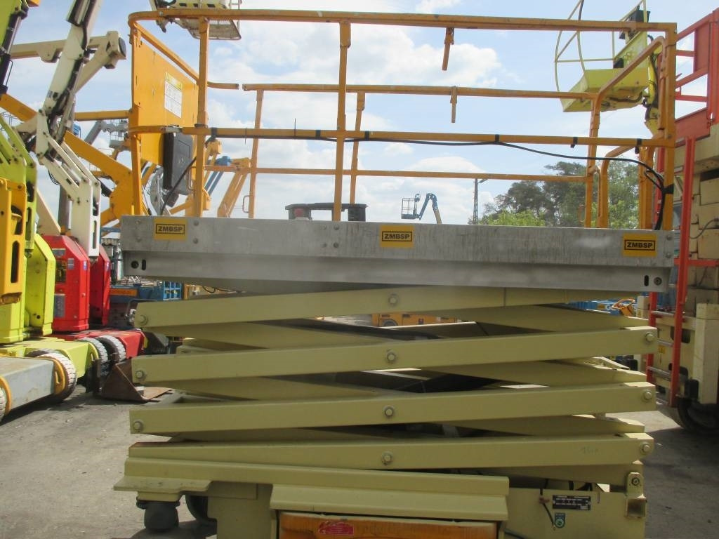 Plataforma de tijeras JLG 3246 ES: foto 5