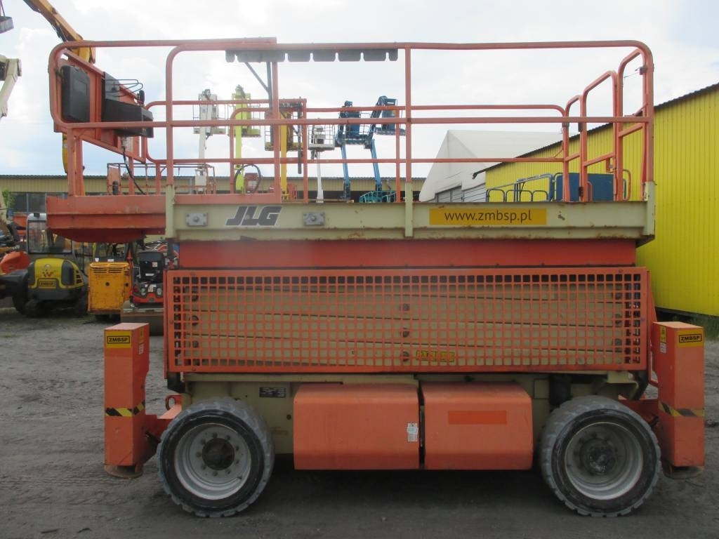 Plataforma de tijeras JLG 4069 LE: foto 6