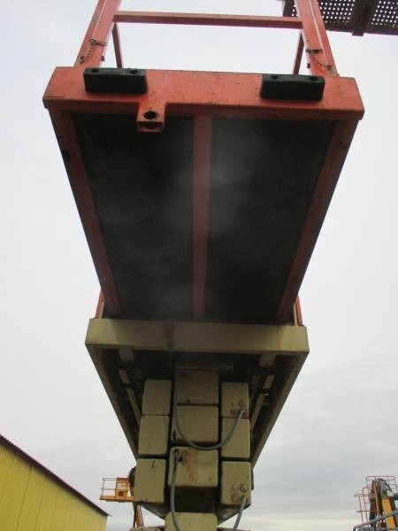 JLG Liftlux 180-12 - Plataforma de tijeras: foto 4 JLG Liftlux 180-12 - Plataforma de tijeras: foto 4