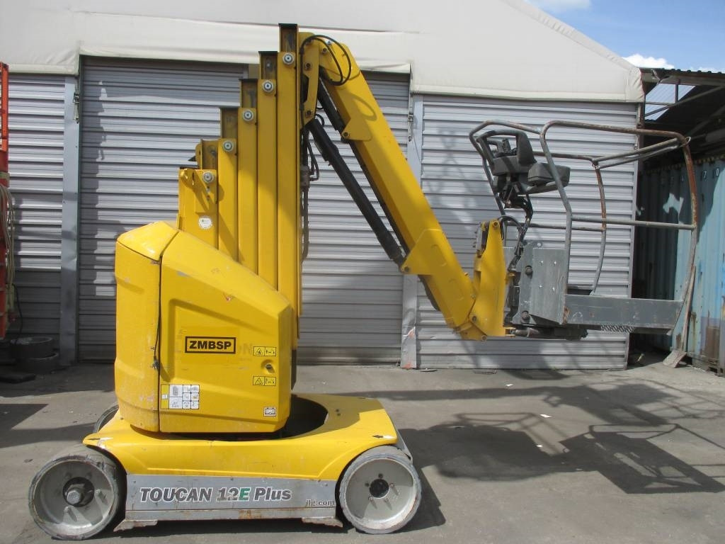 JLG Toucan 12 E Plus - Plataforma articulada: foto 1 JLG Toucan 12 E Plus - Plataforma articulada: foto 1