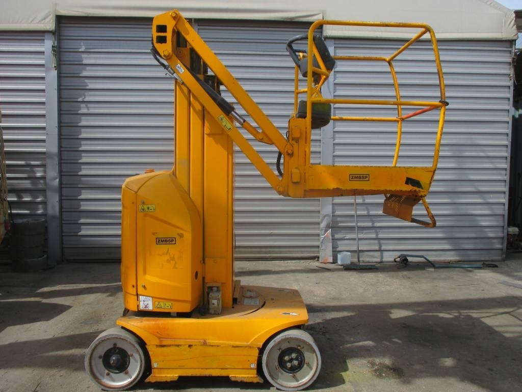 JLG Toucan 8 E - Plataforma de mástil vertical: foto 1 JLG Toucan 8 E - Plataforma de mástil vertical: foto 1