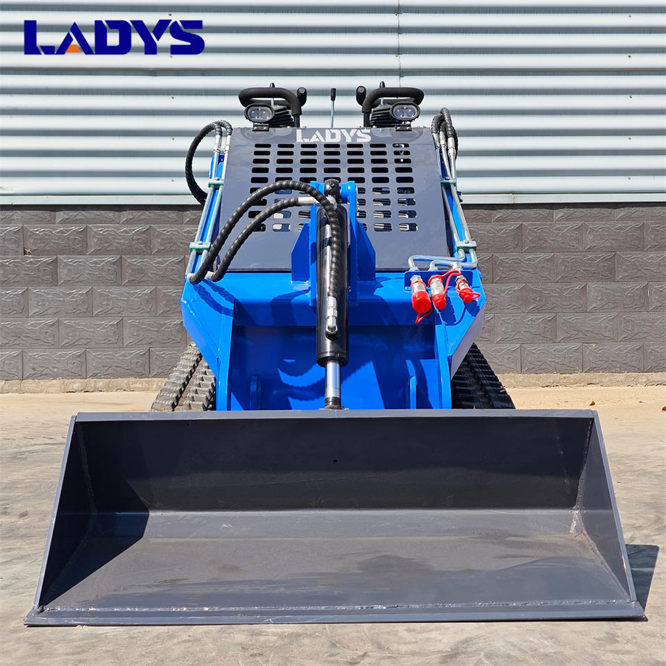 LADYS LA380 Mini Skid Steer Loader Compact Track Diesel Cheap Mini Skid Steer Loader For Sale With Mini Skid Steer Attachments 4 In 1 Bucket - Minicargadora: foto 5 LADYS LA380 Mini Skid Steer Loader Compact Track Diesel Cheap Mini Skid Steer Loader For Sale With Mini Skid Steer Attachments 4 In 1 Bucket - Minicargadora: foto 5