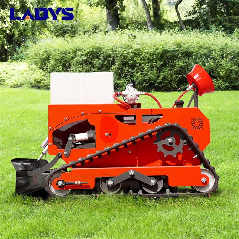 LADYS LD1000 Multi-function remote control lawn mower Track crawler gasoline gas All-terrain Agricultural Sprayers Pesticide spraying lawn mower for sale - Cortacésped: foto 3 LADYS LD1000 Multi-function remote control lawn mower Track crawler gasoline gas All-terrain Agricultural Sprayers Pesticide spraying lawn mower for sale - Cortacésped: foto 3