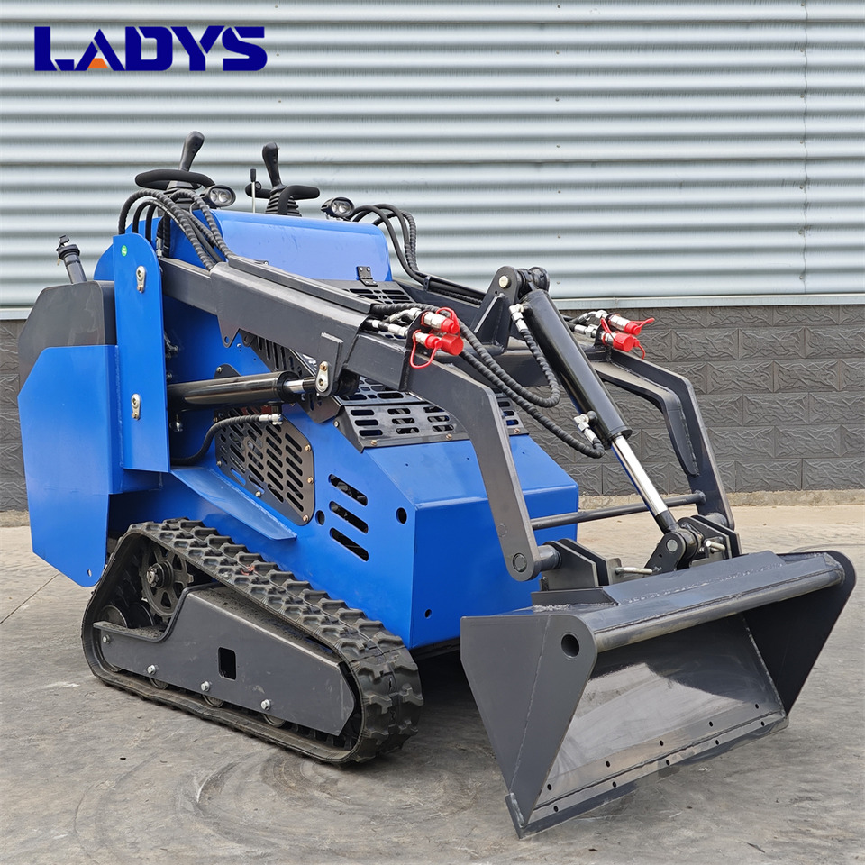 Free Shipping Mini Skid Steer Loader Compact Track Electric/Diesel Chinese Mini Skid Steer Loader For Sale With Mini Skid Steer Attachments 4 In 1 Bucket - Minicargadora: foto 1 Free Shipping Mini Skid Steer Loader Compact Track Electric/Diesel Chinese Mini Skid Steer Loader For Sale With Mini Skid Steer Attachments 4 In 1 Bucket - Minicargadora: foto 1
