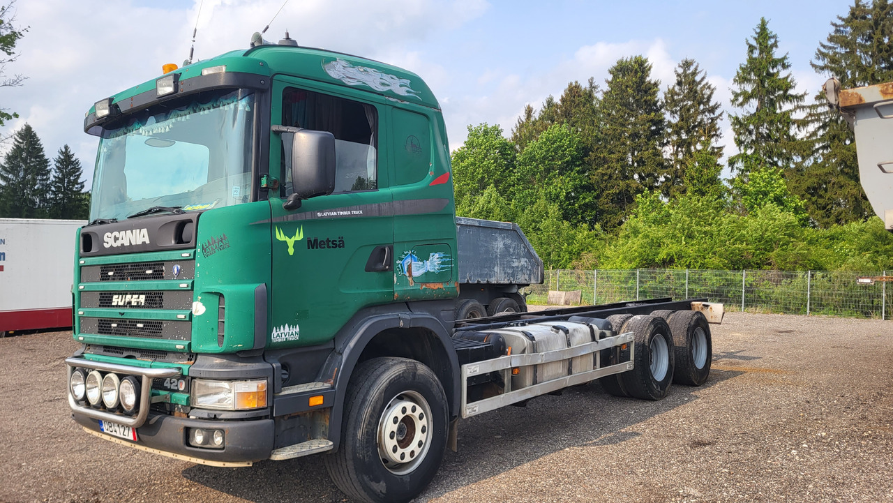 SCANIA R124 420 6X4 - Camión chasis: foto 1 SCANIA R124 420 6X4 - Camión chasis: foto 1