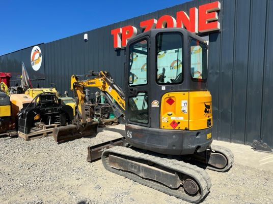 Bobcat E26 Cabine à 20500 € HT - Miniexcavadora: foto 4 Bobcat E26 Cabine à 20500 € HT - Miniexcavadora: foto 4