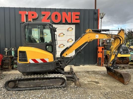 Bobcat E35 CLIM à 22 500 € HT - Miniexcavadora: foto 1 Bobcat E35 CLIM à 22 500 € HT - Miniexcavadora: foto 1