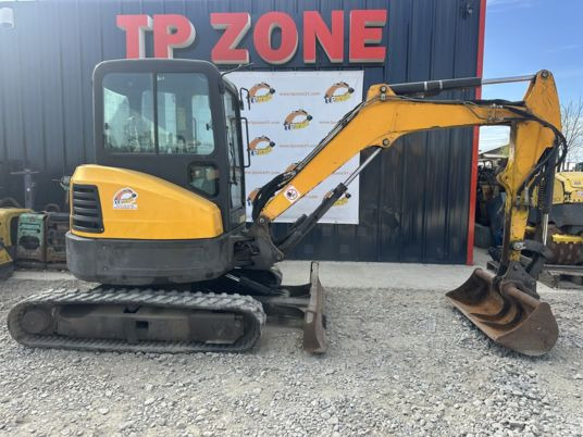 Bobcat E35 Cabine à 20500 € HT - Miniexcavadora: foto 1 Bobcat E35 Cabine à 20500 € HT - Miniexcavadora: foto 1