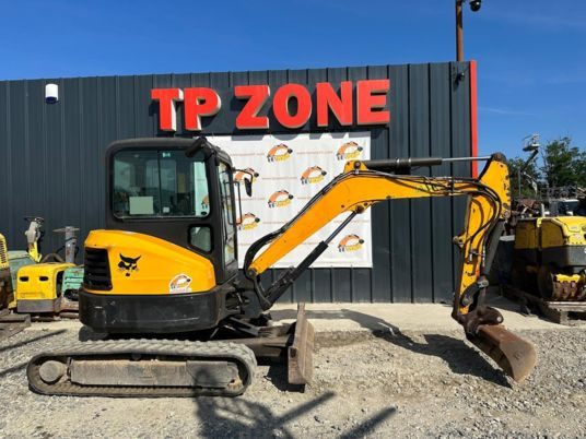 Bobcat E35 Cabine à 20900 € HT - Miniexcavadora: foto 4 Bobcat E35 Cabine à 20900 € HT - Miniexcavadora: foto 4