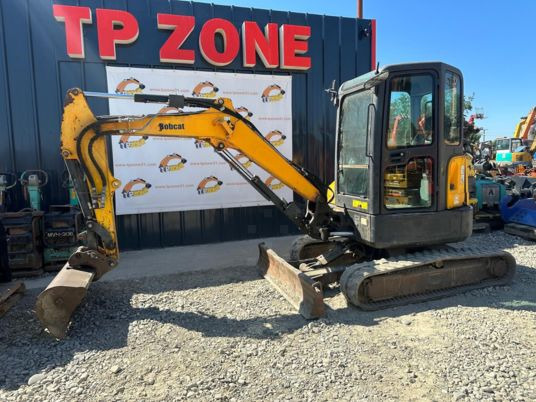 Bobcat E35 Cabine à 22500 € HT - Miniexcavadora: foto 2 Bobcat E35 Cabine à 22500 € HT - Miniexcavadora: foto 2