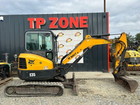 Bobcat E35 Cabine à 23500 € HT - Miniexcavadora: foto 1 Bobcat E35 Cabine à 23500 € HT - Miniexcavadora: foto 1