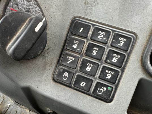 Miniexcavadora Bobcat E50: foto 9