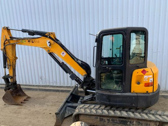 Miniexcavadora Bobcat E50: foto 6