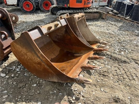 Godet Mecalac pour pelle - Cazo: foto 3 Godet Mecalac pour pelle - Cazo: foto 3