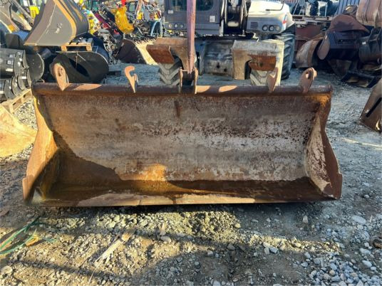 Godet chargeur pour Tracto - Cazo: foto 1 Godet chargeur pour Tracto - Cazo: foto 1