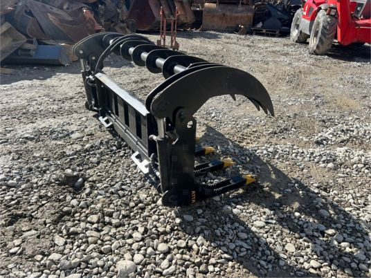 Godet crocodile pour mini chargeur - Cazo: foto 3 Godet crocodile pour mini chargeur - Cazo: foto 3